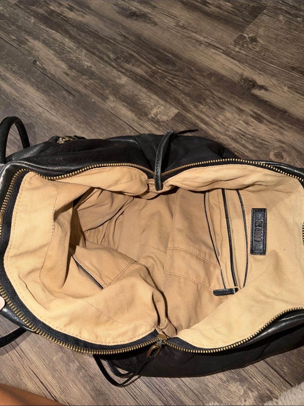 HOBO Black Leather Slouchy Shoulder Bag - Picture 3 of 5